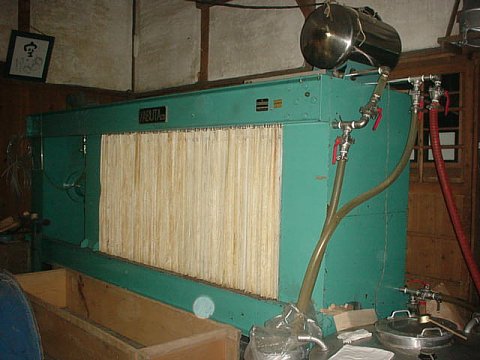 Assaku-ki (Pressing Machine) 